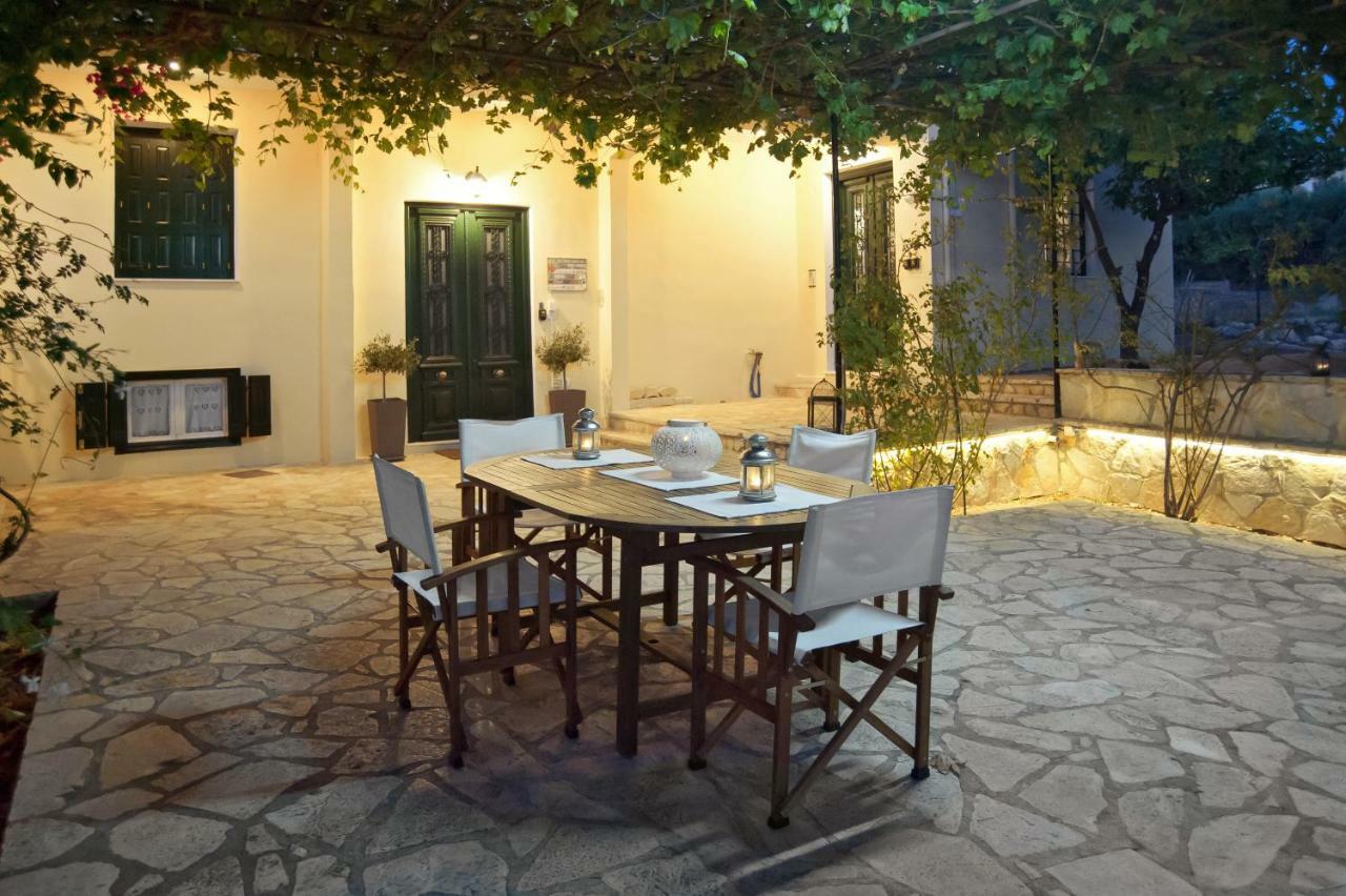 Elia Apartments Chrisso Δελφοί Εξωτερικό φωτογραφία