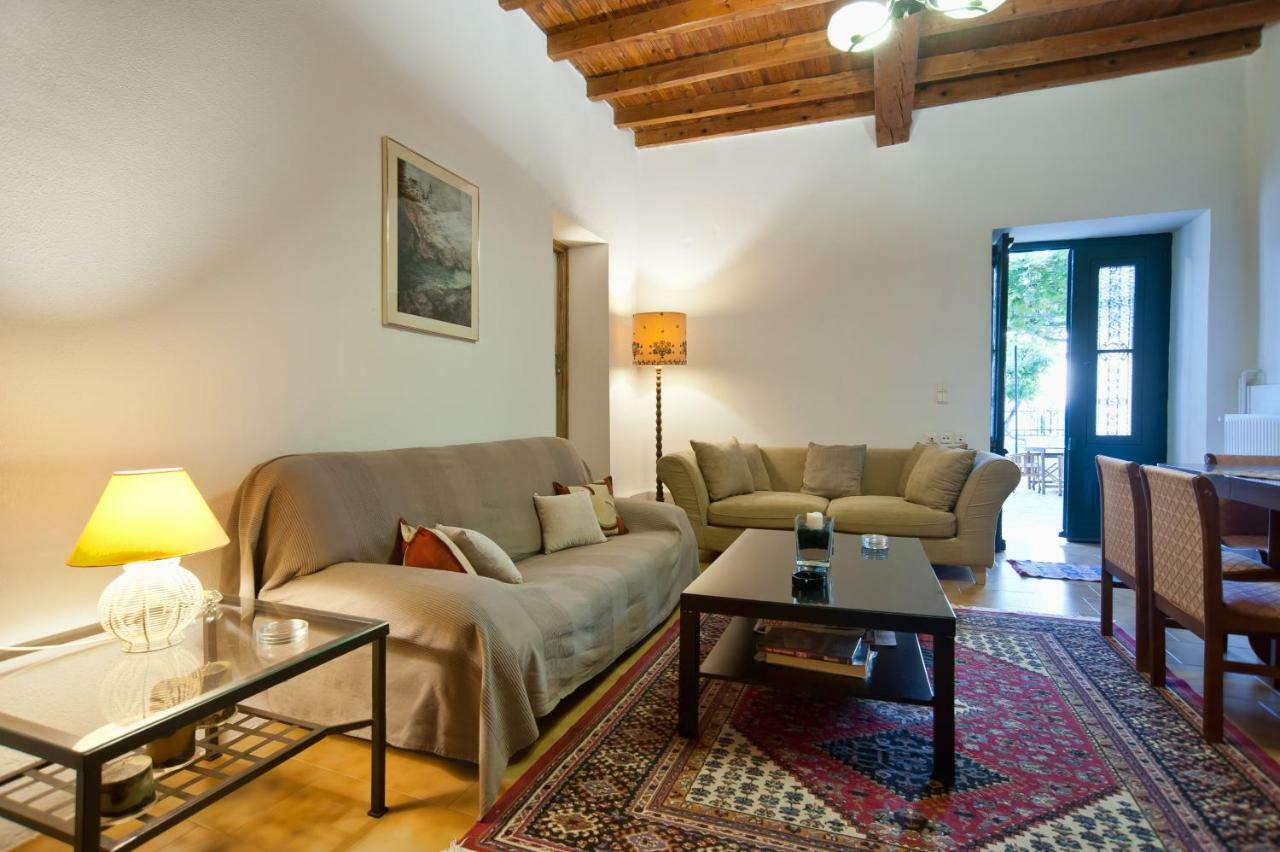 Elia Apartments Chrisso Δελφοί Εξωτερικό φωτογραφία